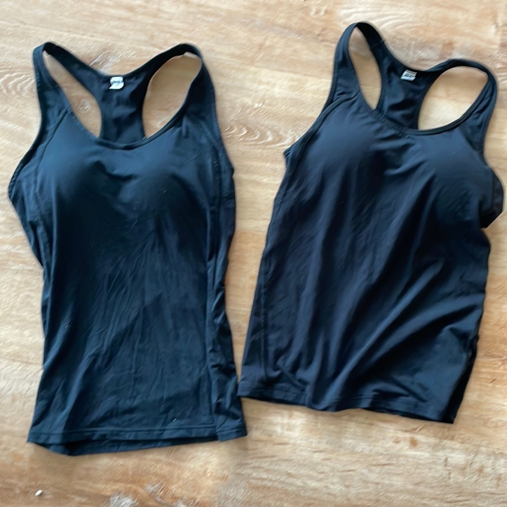 UNIQLO Airism Racerback Bratop